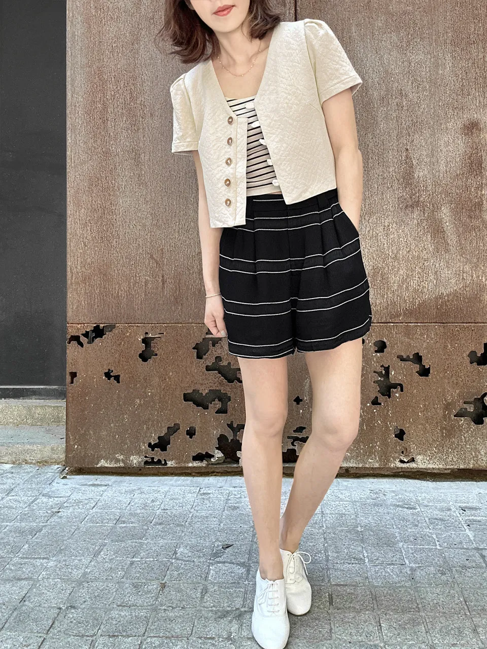 Black Stripe Pleated Detail Breezy Light-weighted Shorts