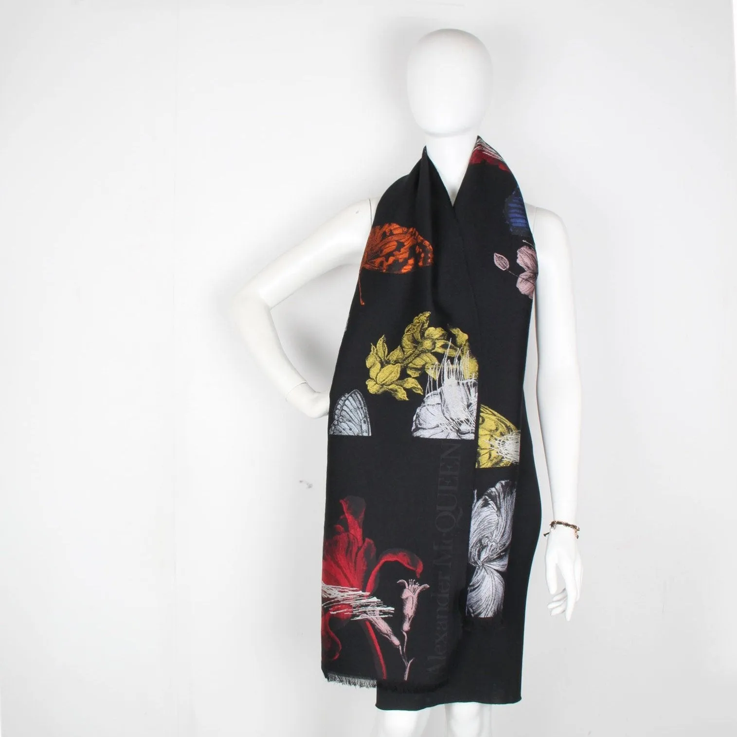 Botanical Reel Scarf, Black/Red