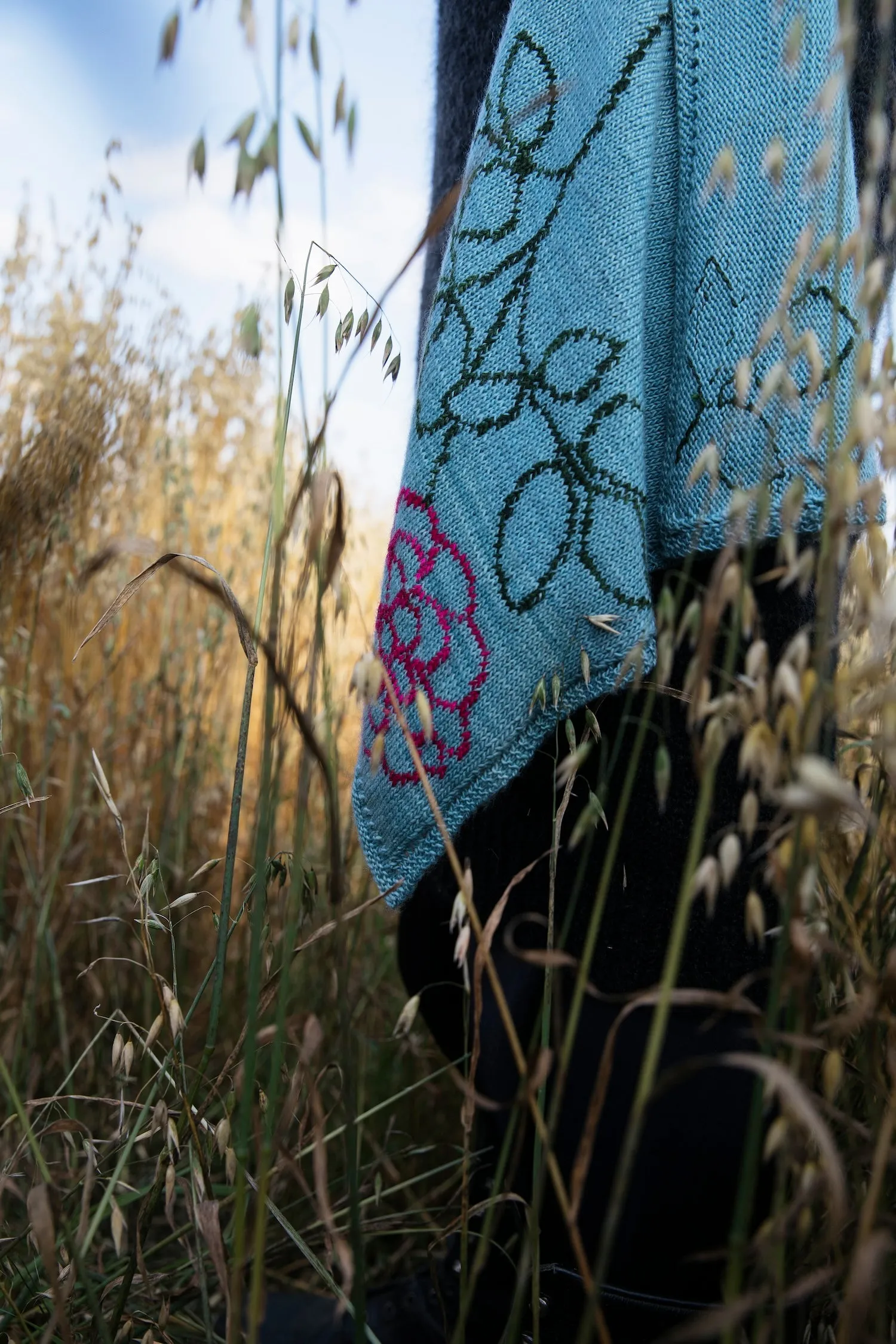 Cultivate: Knitting the Beauty of Nature (Dee Hardwicke and Jonna Helin)