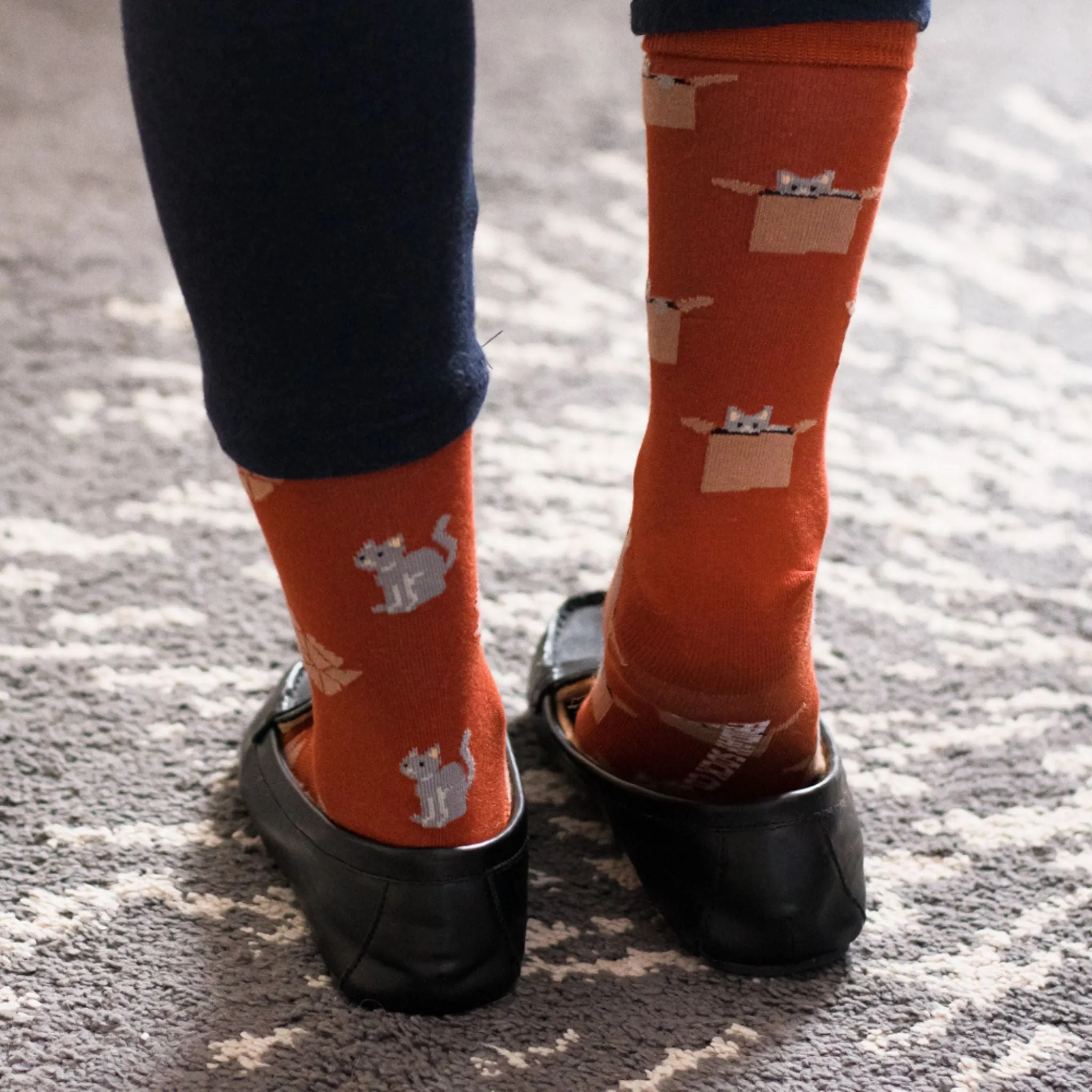 Women's Orange Cat & Box Socks